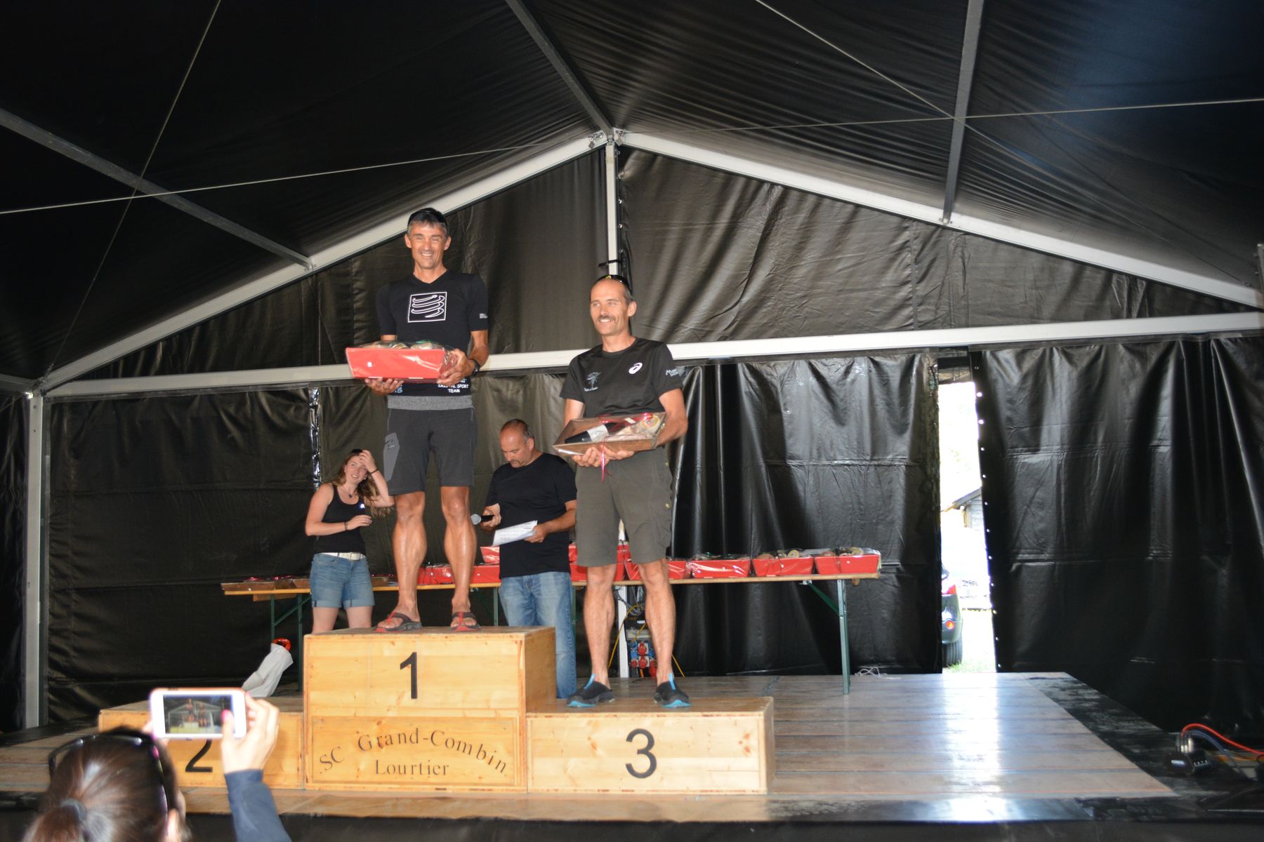 Podium 01